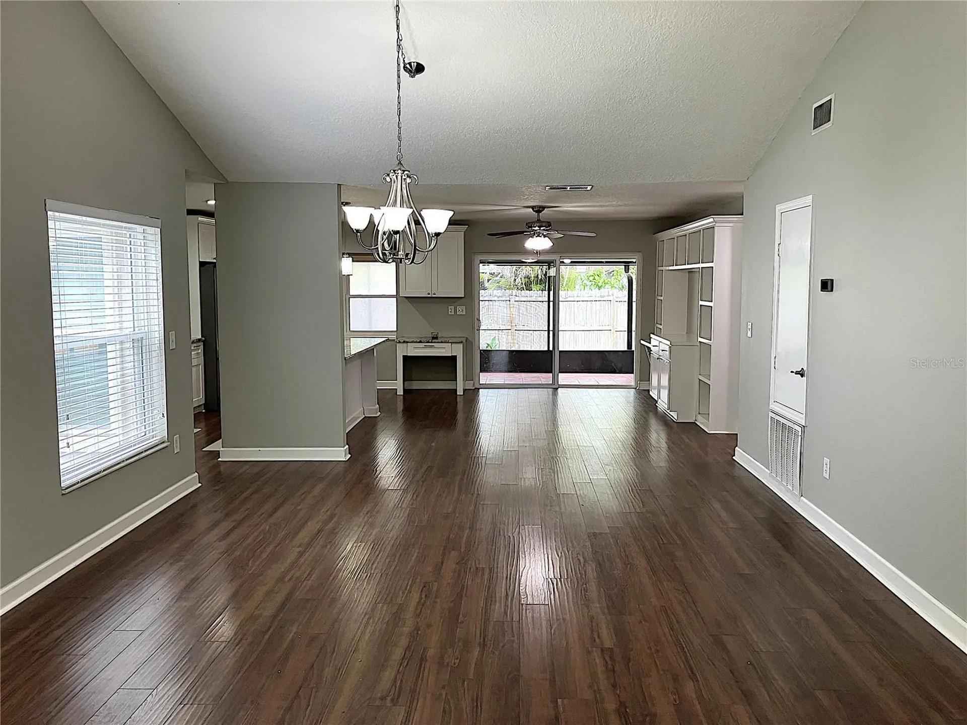 2009 Branch Tree Lane Brandon FL 33511