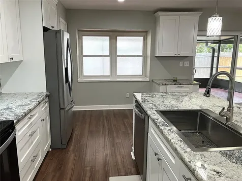 2009 Branch Tree Lane Brandon FL 33511