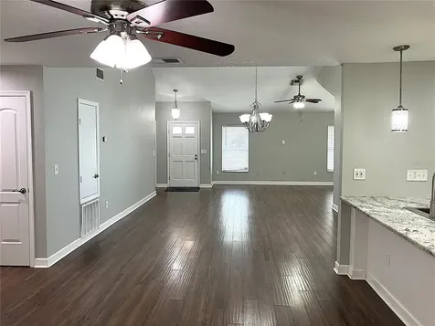 2009 Branch Tree Lane Brandon FL 33511