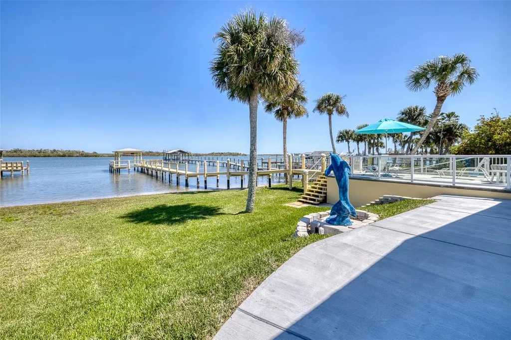 349 Marsh Landing Loop Oak Hill FL 32759