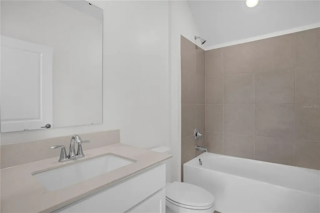2533 Rider Rain Lane Apopka FL 32703