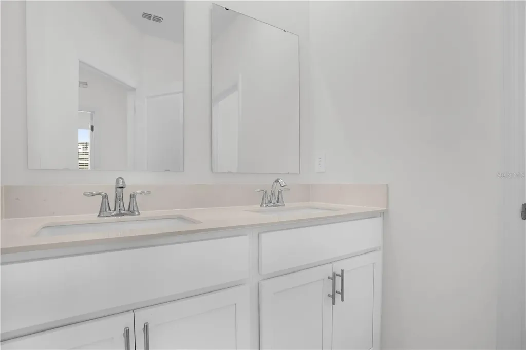 2533 Rider Rain Lane Apopka FL 32703