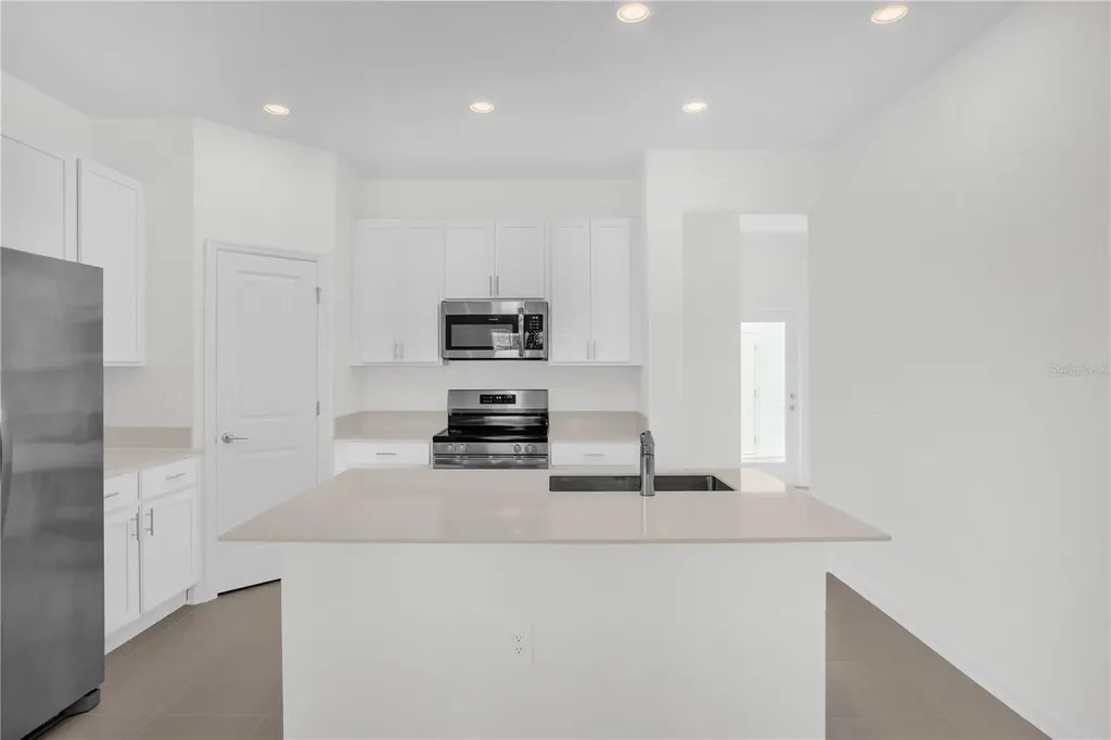 2533 Rider Rain Lane Apopka FL 32703