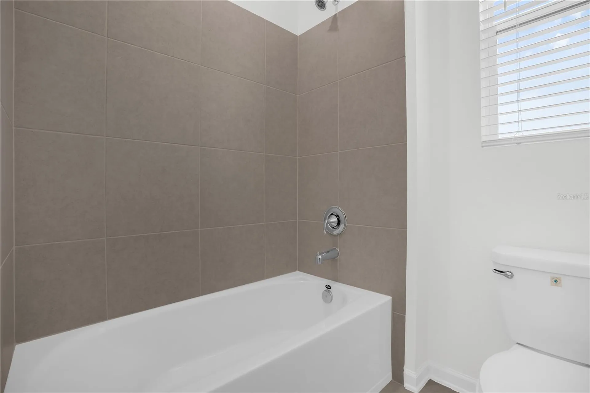 2533 Rider Rain Lane Apopka FL 32703