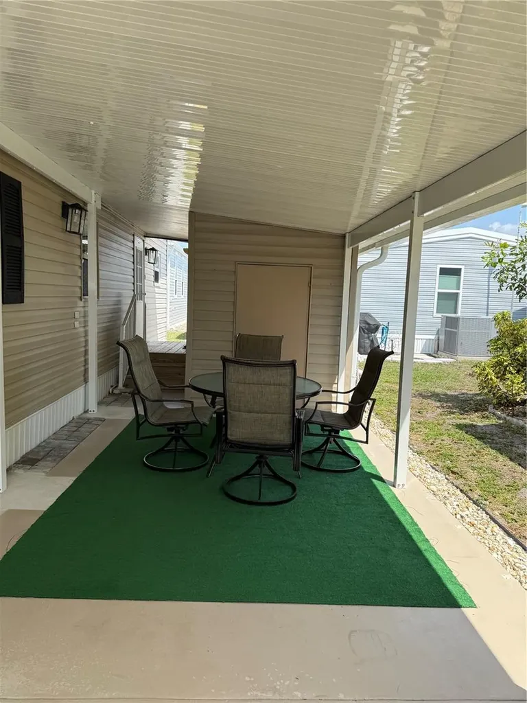 716 Carefree Venice FL 34285