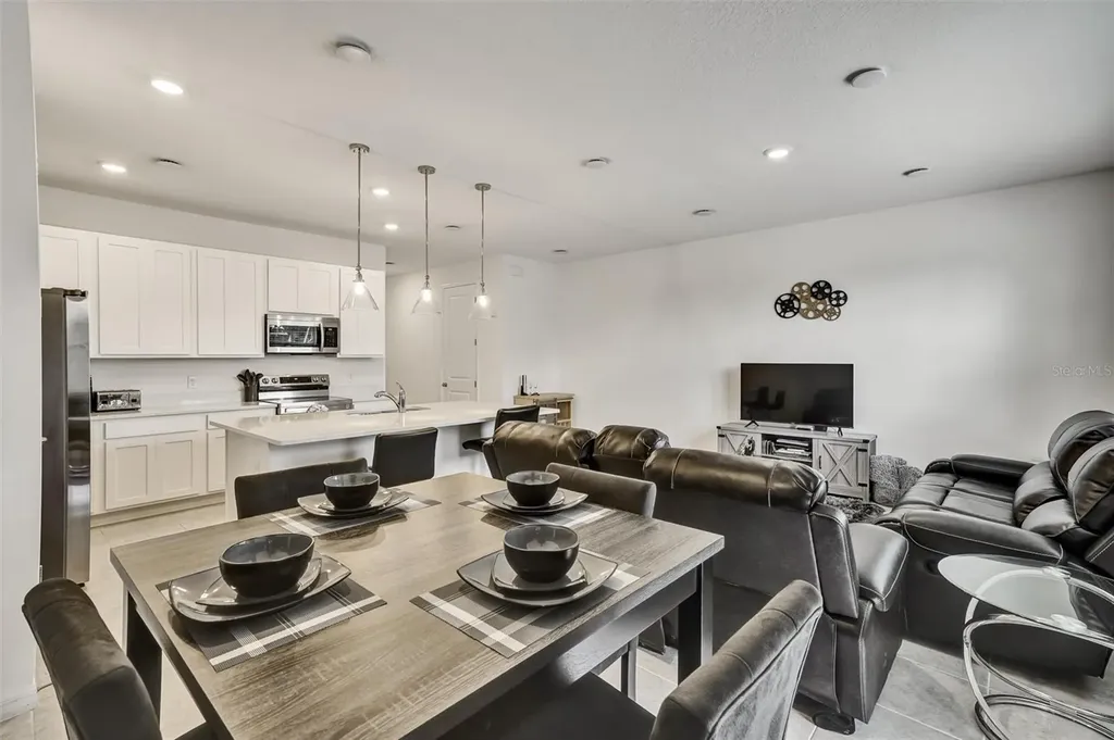 1056 Plantation Lane Davenport FL 33896