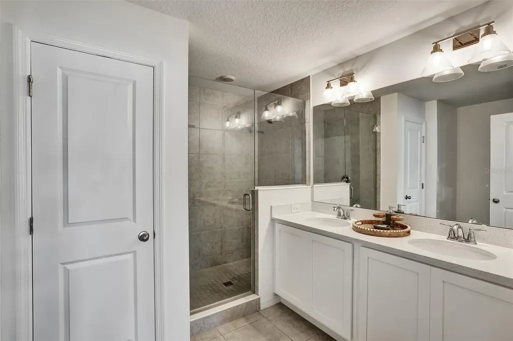 1056 Plantation Lane Davenport FL 33896