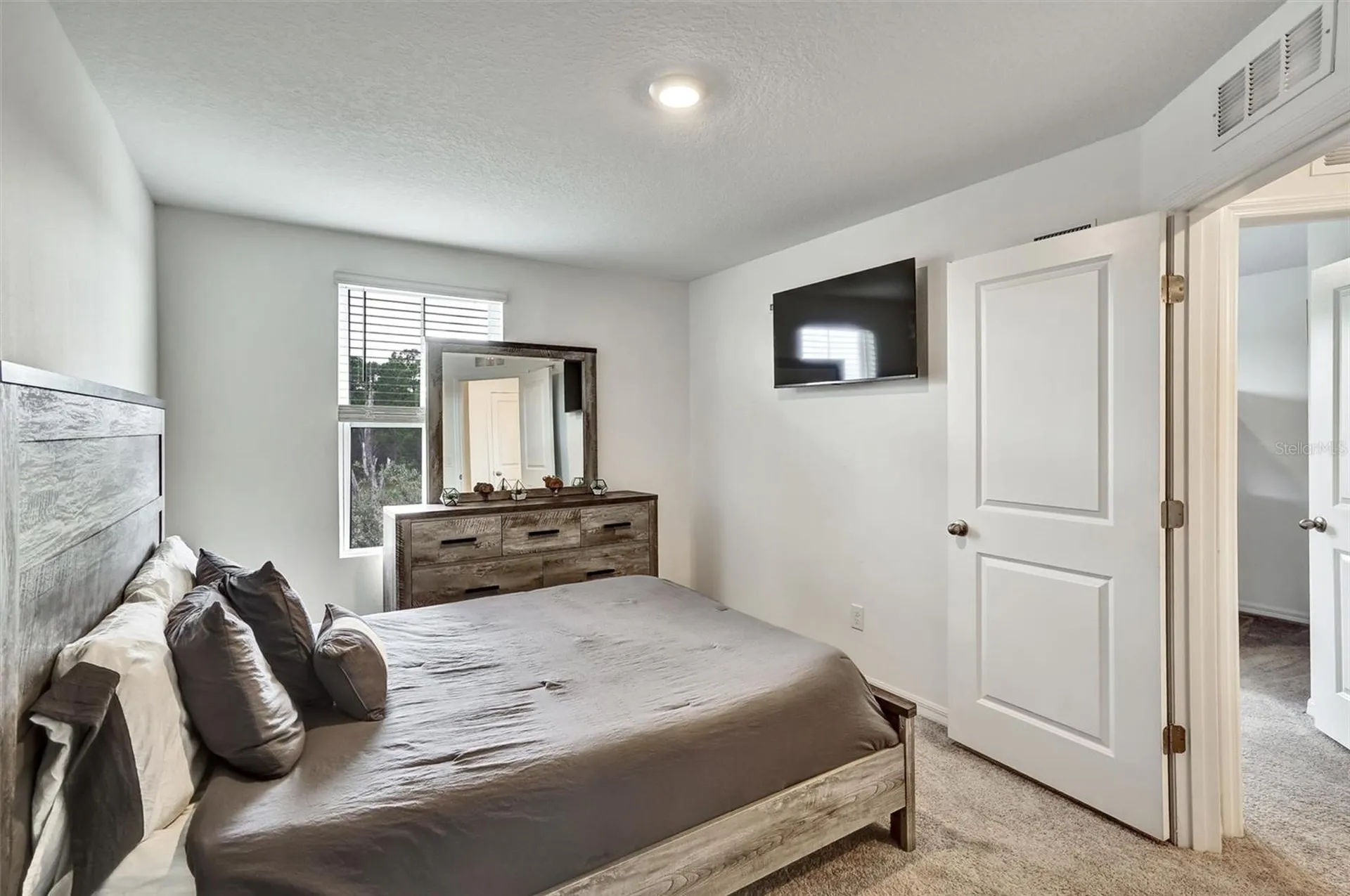 1056 Plantation Lane Davenport FL 33896