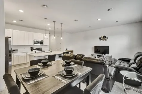 1056 Plantation Lane Davenport FL 33896