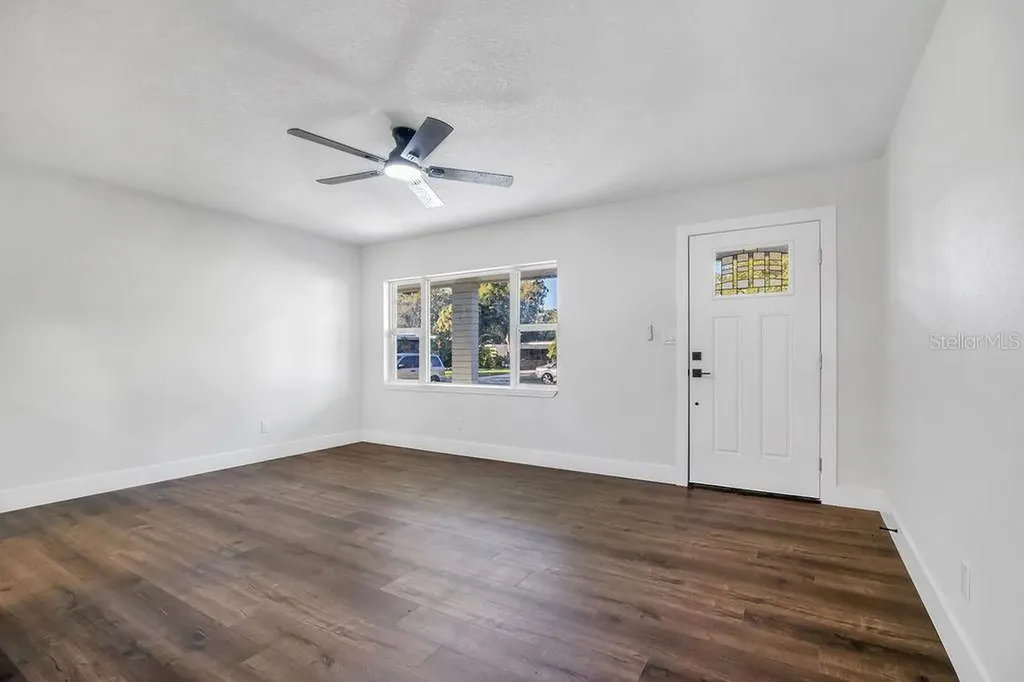 527 Sunrise Drive Orlando FL 32803