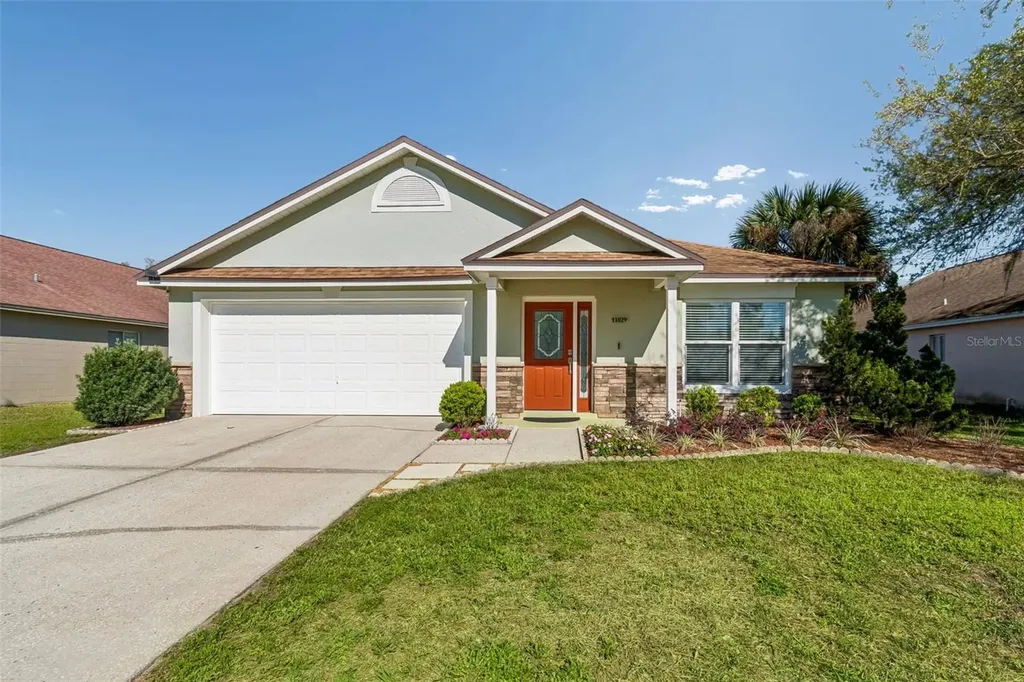 11029 Streamside Drive Tampa FL 33624