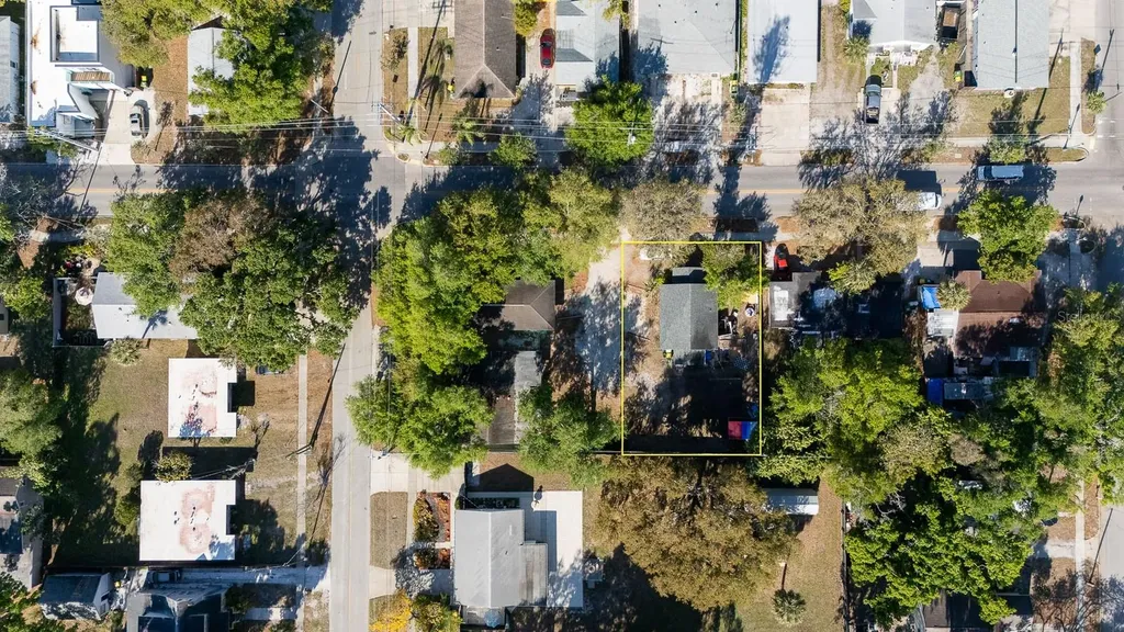 620 N East Avenue Sarasota FL 34237