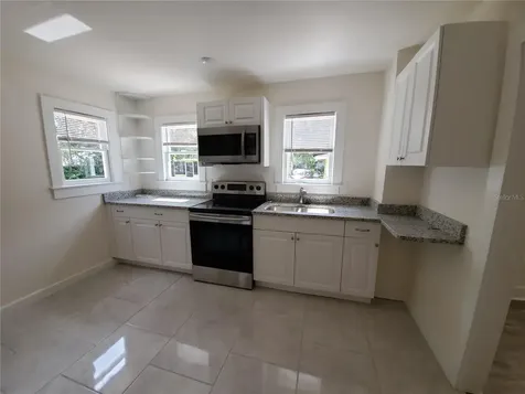620 N East Avenue Sarasota FL 34237