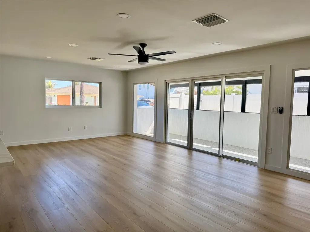 3930 E Eden Roc Circle Tampa FL 33634