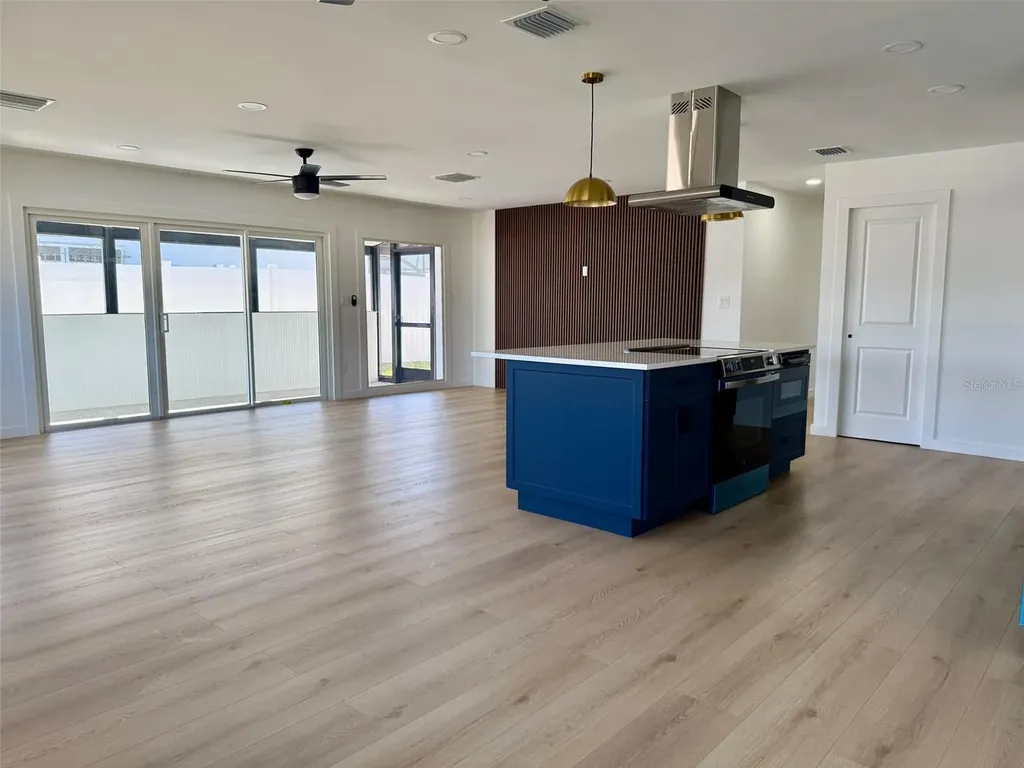 3930 E Eden Roc Circle Tampa FL 33634