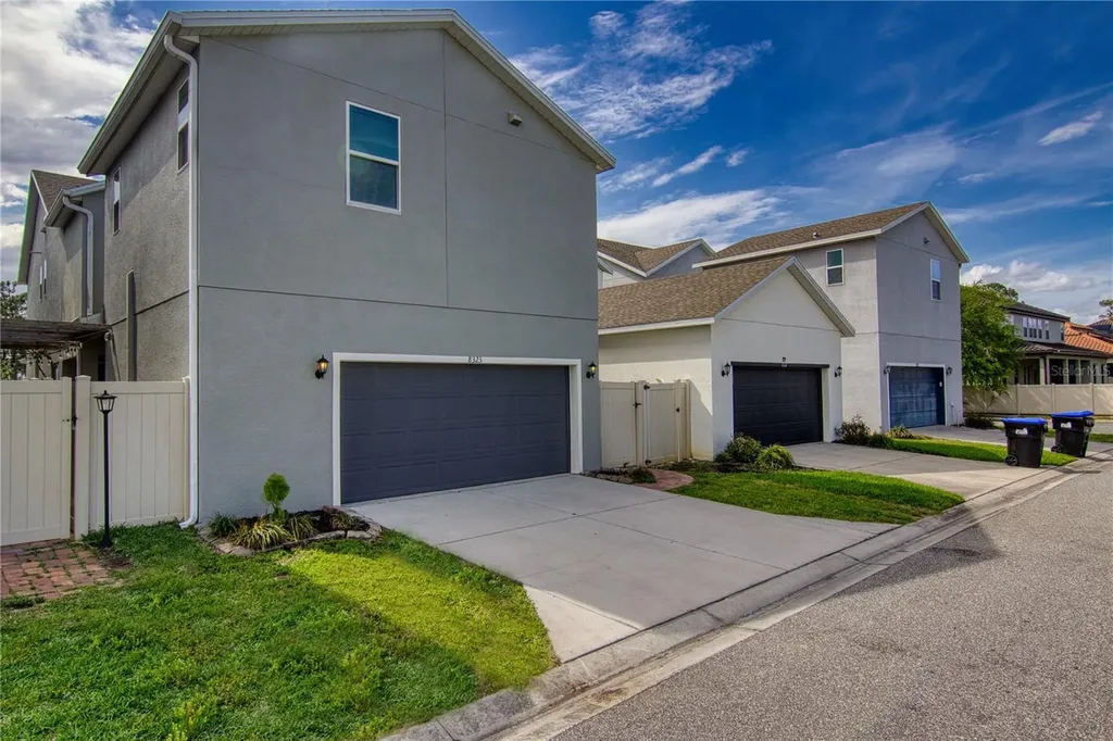 8323 Lookout Pointe Drive Windermere FL 34786