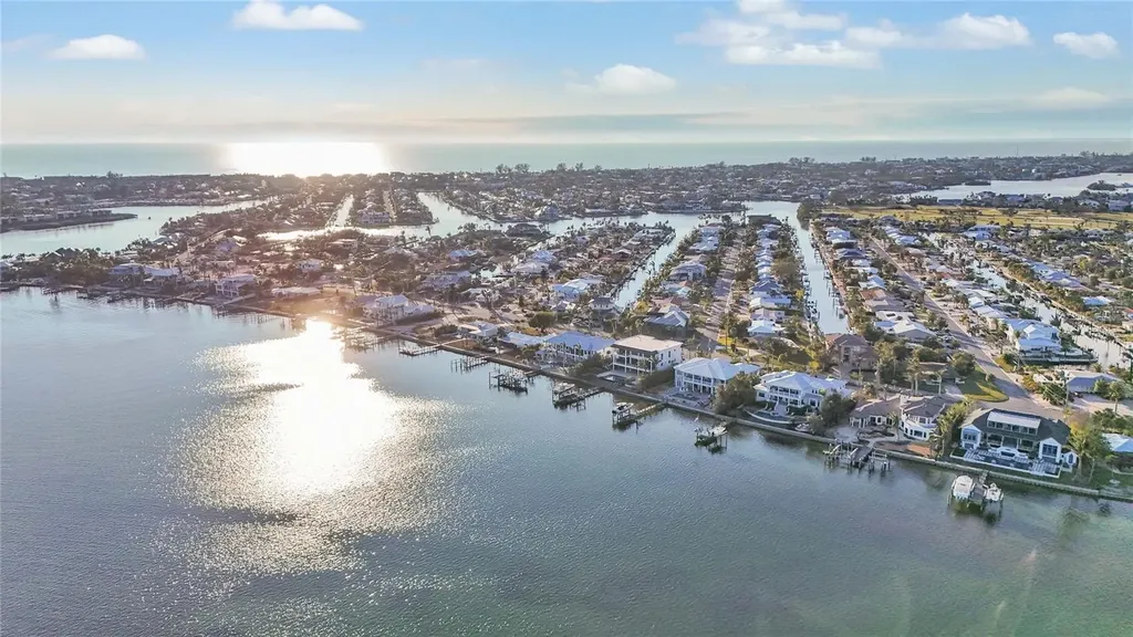 635 Key Royale Drive Holmes Beach FL 34217