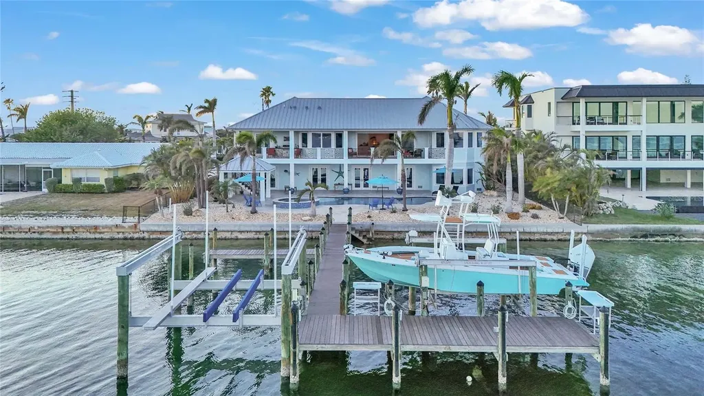 635 Key Royale Drive Holmes Beach FL 34217