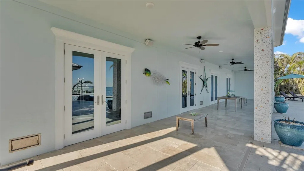 635 Key Royale Drive Holmes Beach FL 34217