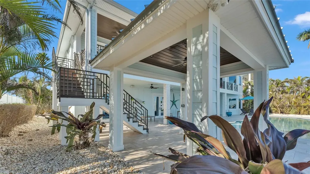 635 Key Royale Drive Holmes Beach FL 34217