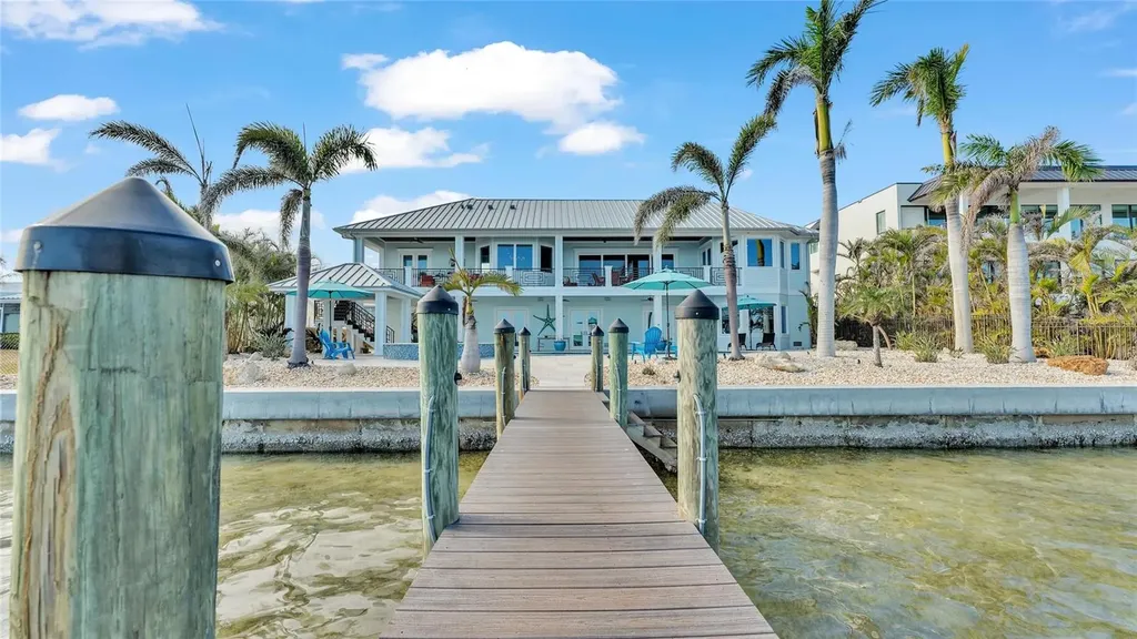 635 Key Royale Drive Holmes Beach FL 34217