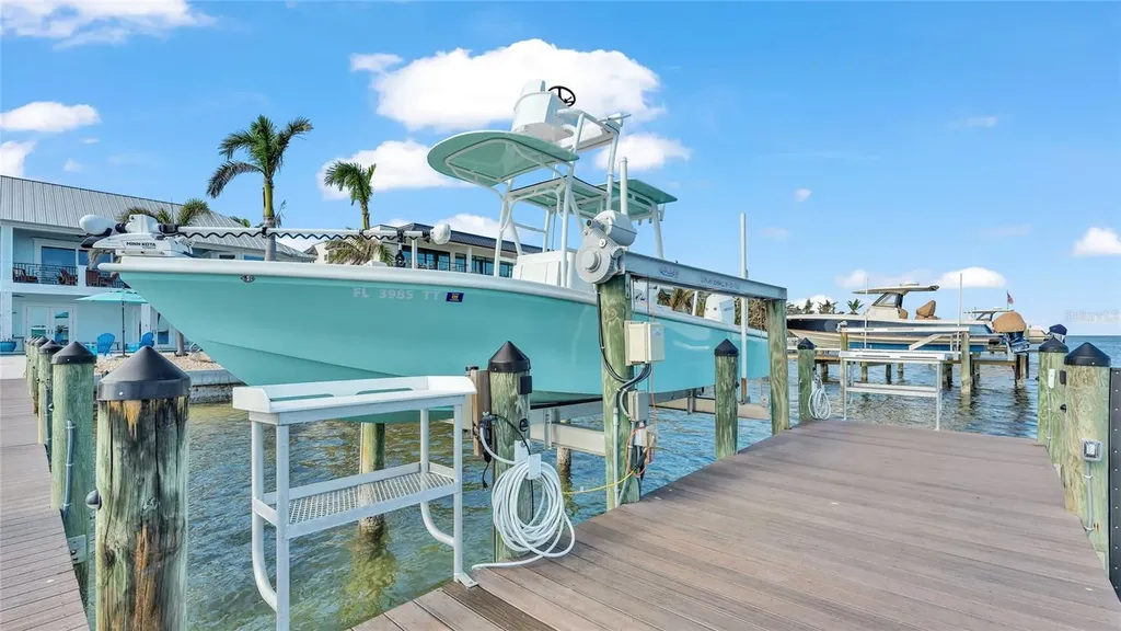 635 Key Royale Drive Holmes Beach FL 34217