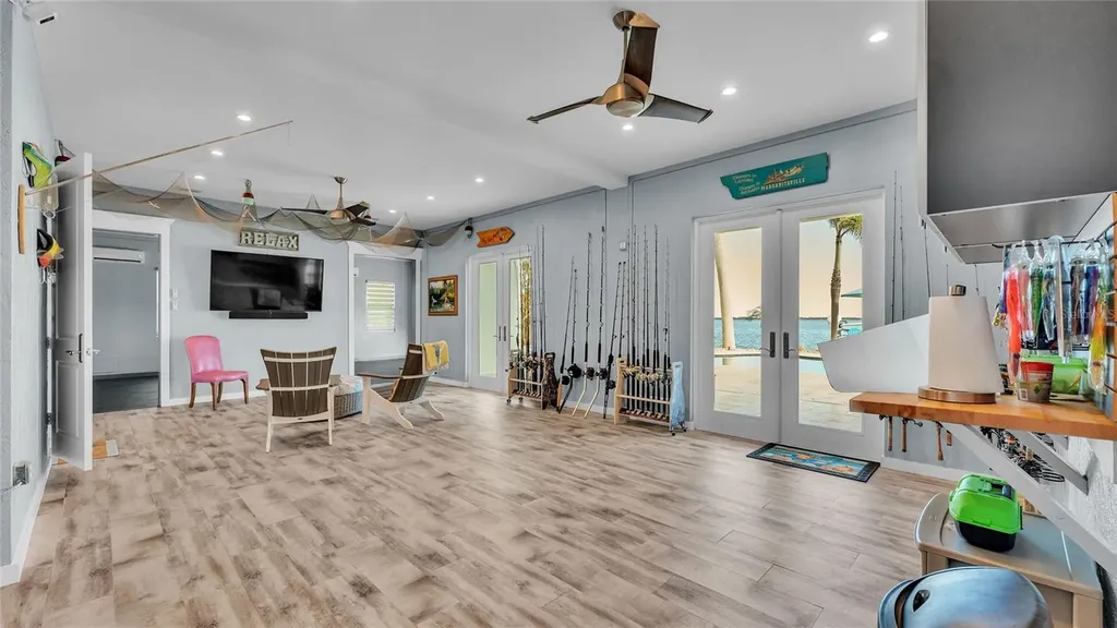 635 Key Royale Drive Holmes Beach FL 34217