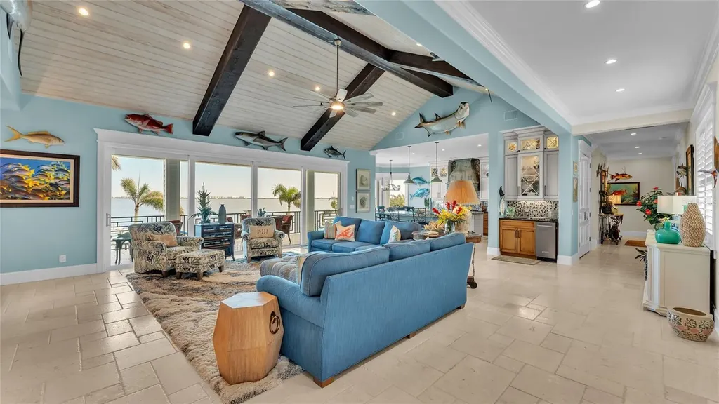 635 Key Royale Drive Holmes Beach FL 34217