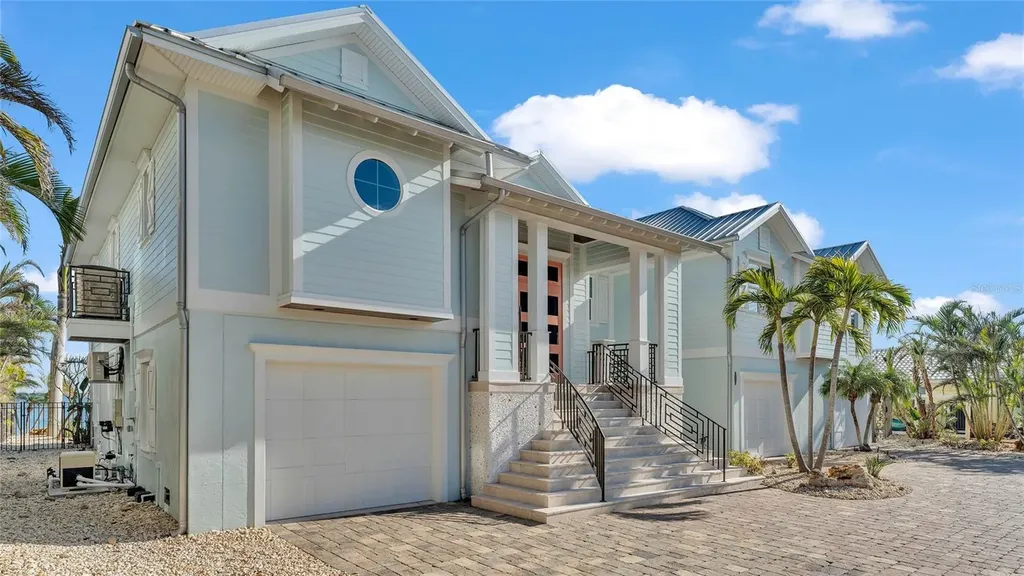 635 Key Royale Drive Holmes Beach FL 34217