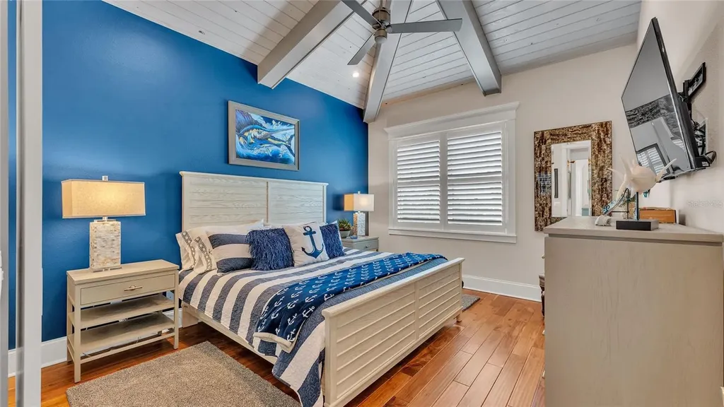 635 Key Royale Drive Holmes Beach FL 34217
