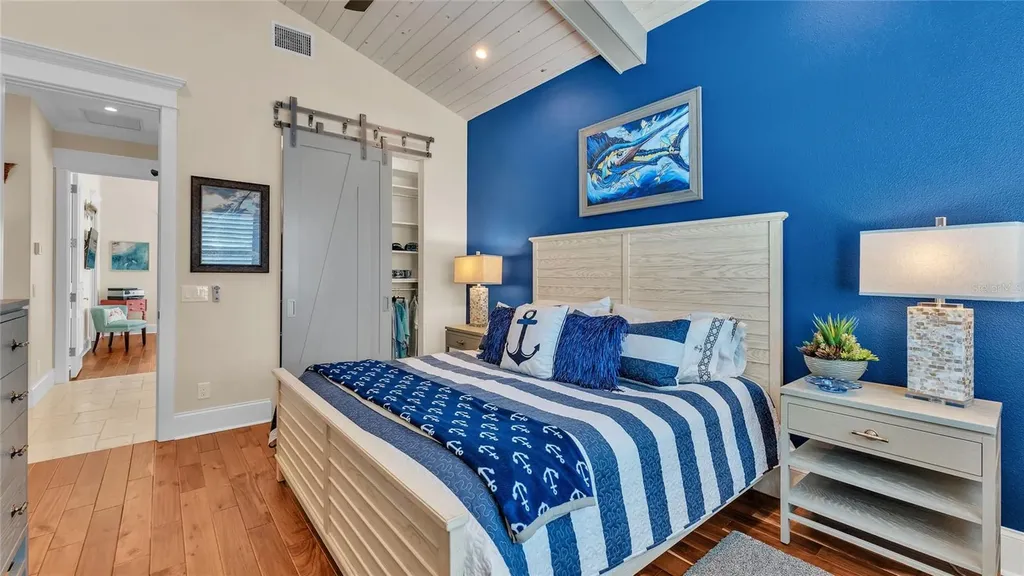 635 Key Royale Drive Holmes Beach FL 34217