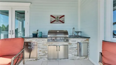 635 Key Royale Drive Holmes Beach FL 34217