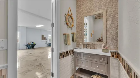 635 Key Royale Drive Holmes Beach FL 34217