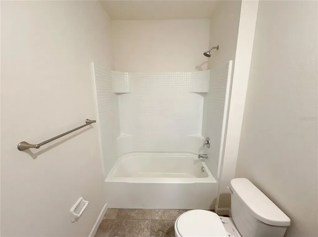 3452 Indian River Parkway Mims FL 32754