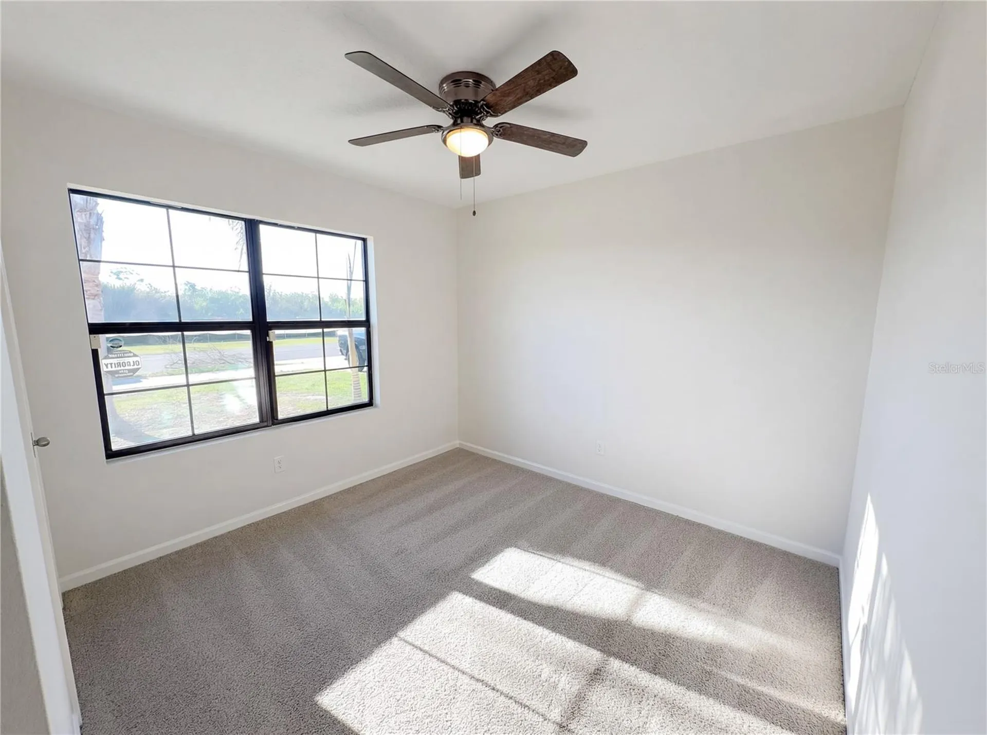 3452 Indian River Parkway Mims FL 32754
