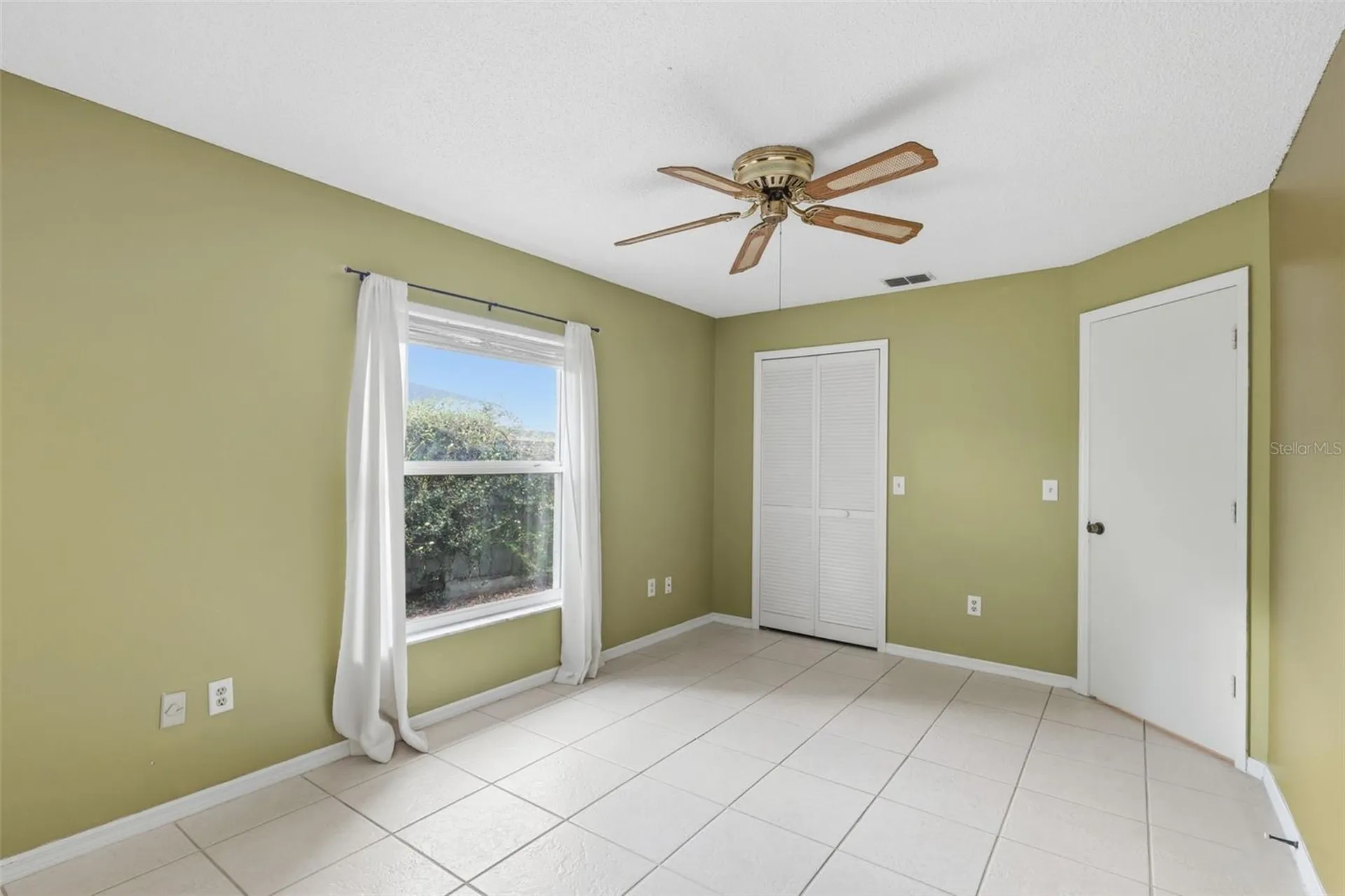 929 Fort Smith Boulevard Deltona FL 32738