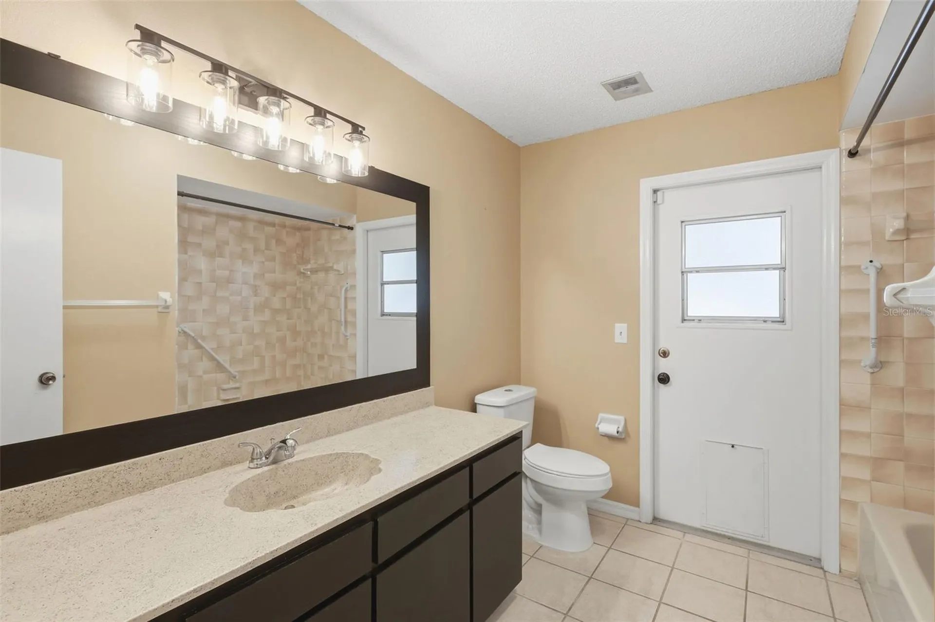 929 Fort Smith Boulevard Deltona FL 32738