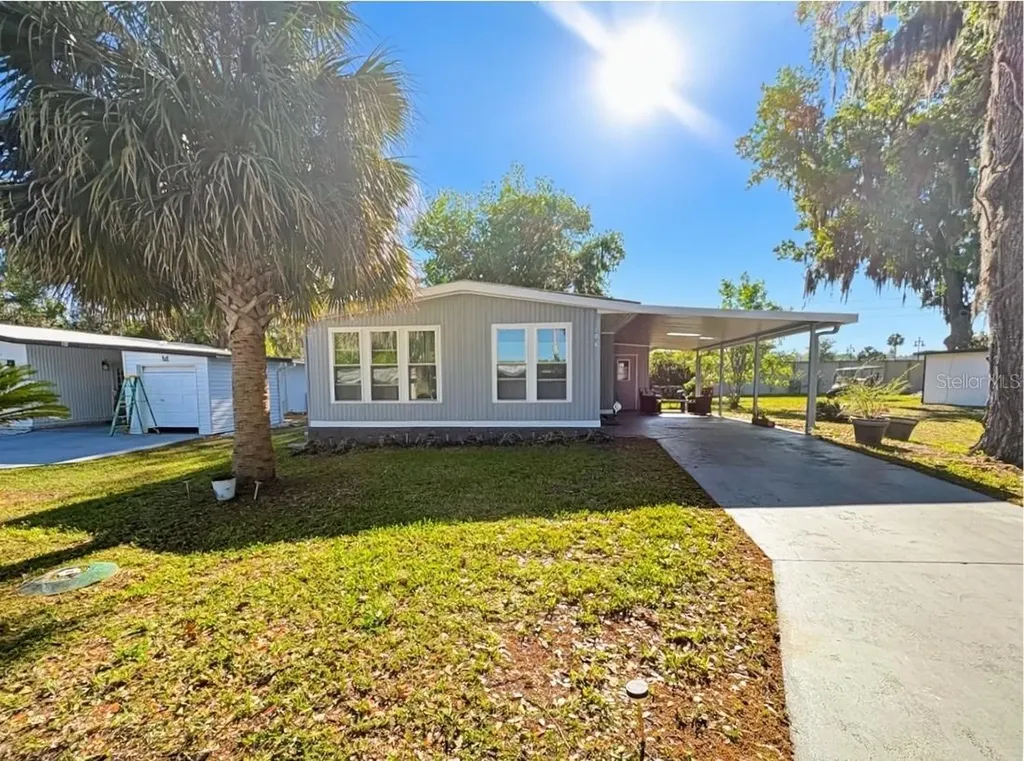 108 N Timber Trail Wildwood FL 34785