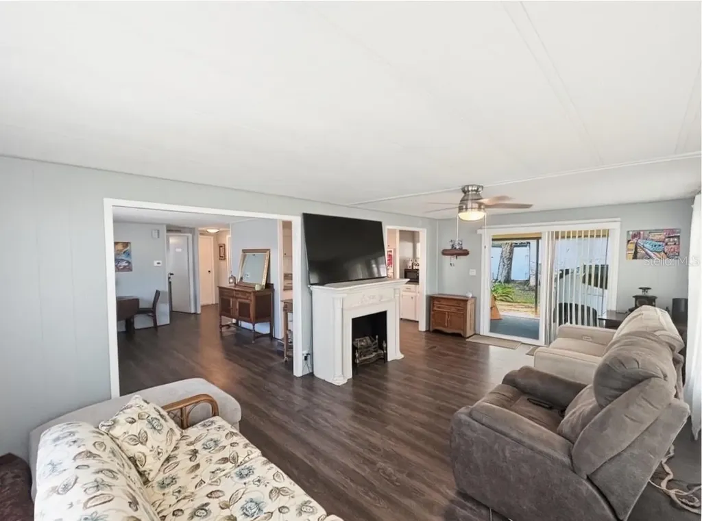 108 N Timber Trail Wildwood FL 34785