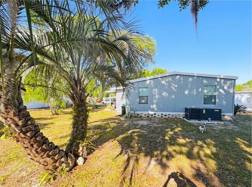 108 N Timber Trail Wildwood FL 34785