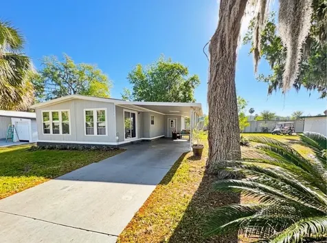 108 N Timber Trail Wildwood FL 34785