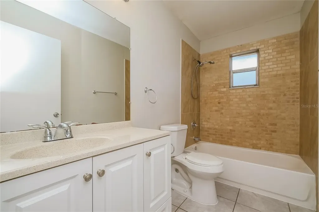 505 E Morgan Street Tarpon Springs FL 34689