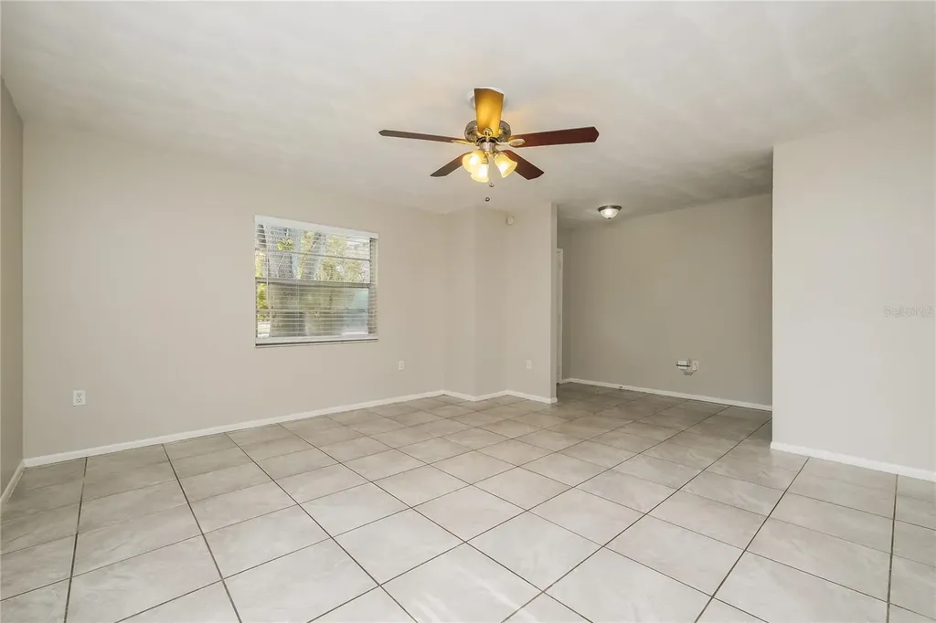 505 E Morgan Street Tarpon Springs FL 34689