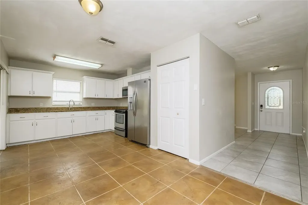 505 E Morgan Street Tarpon Springs FL 34689