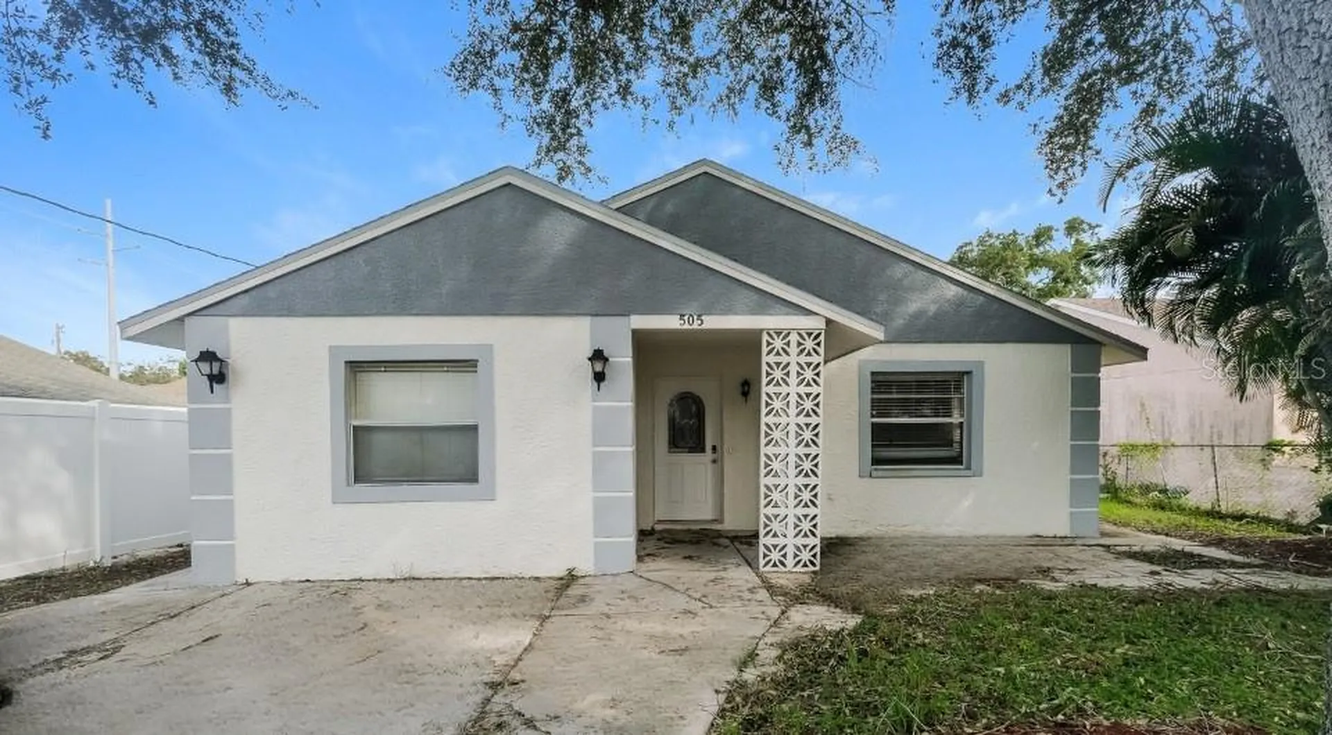 505 E Morgan Street Tarpon Springs FL 34689