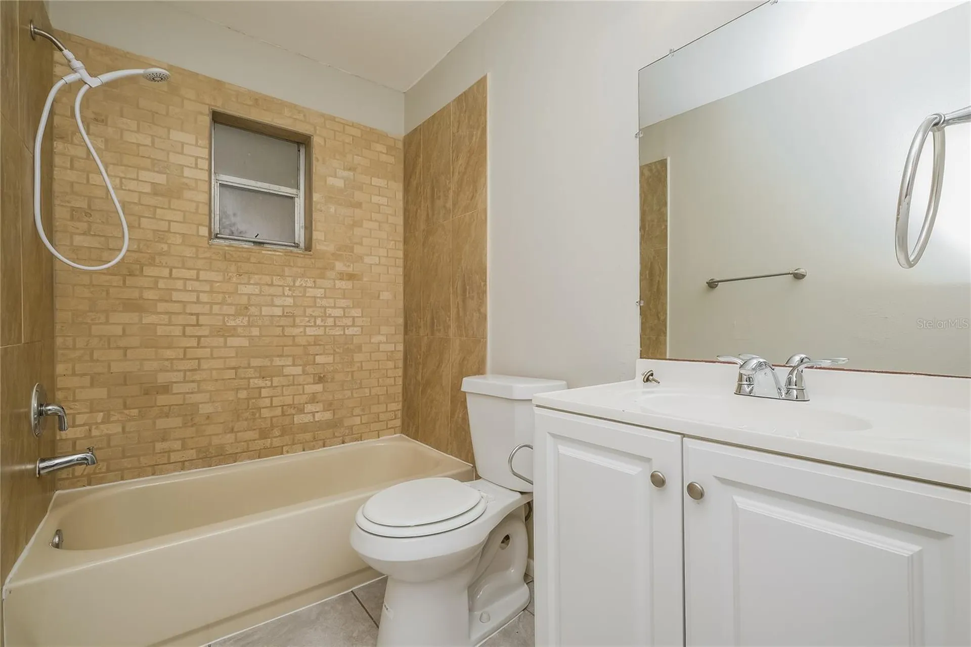 505 E Morgan Street Tarpon Springs FL 34689