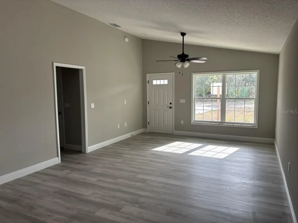 6642 N Roland Drive Dunnellon FL 34433