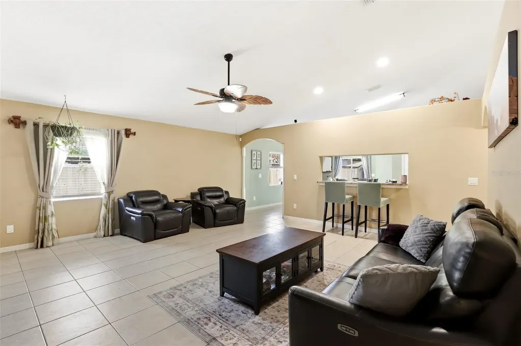 1907 Gadsen Boulevard Orlando FL 32812
