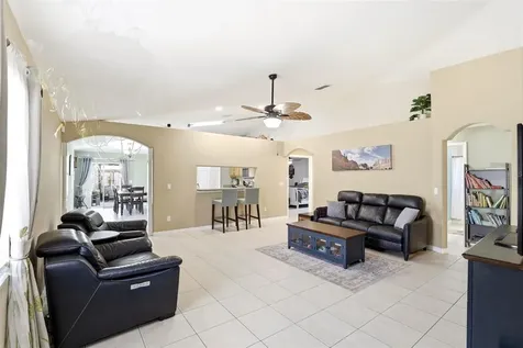 1907 Gadsen Boulevard Orlando FL 32812