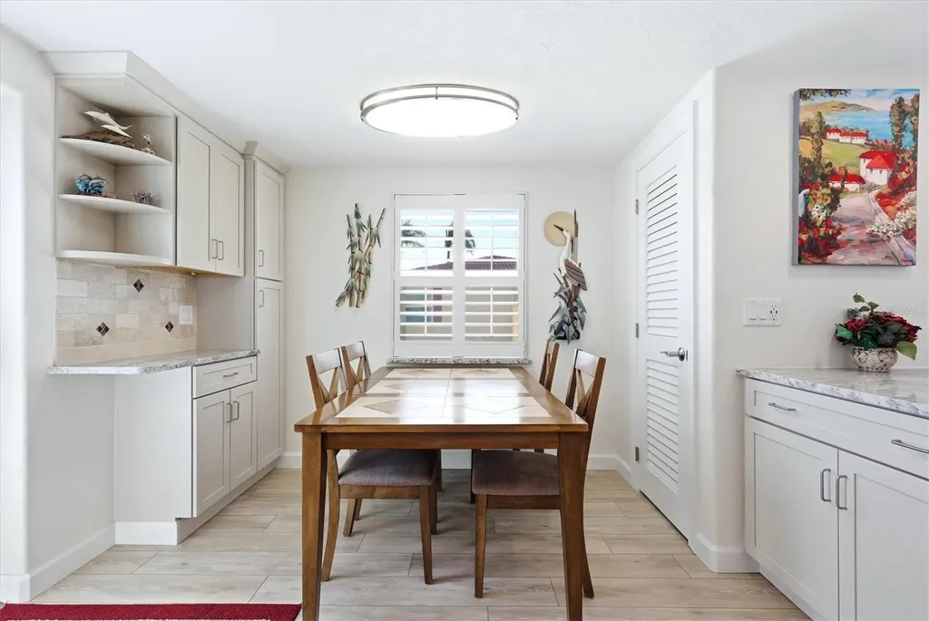6154 Midnight Pass Road Sarasota FL 34242